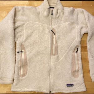 Patagonia women’s zip up jacket.